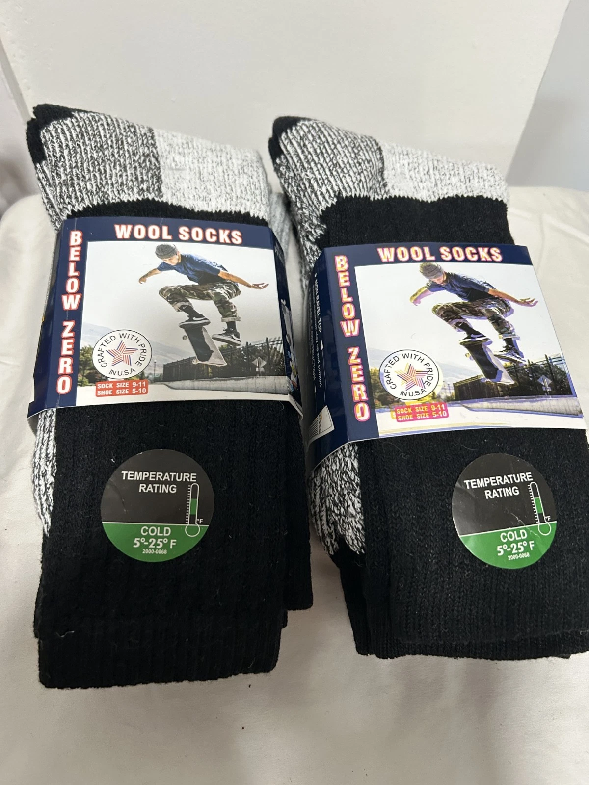 Below Zero Merino Wool Blend Thermal Socks Men's Size 9-11 4 Pairs Total
Opens in a new window or ta