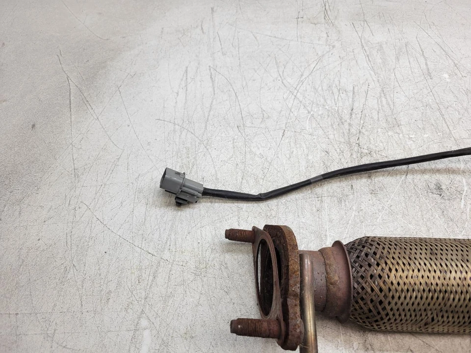 2012 2013 2014 2015 2016 2017 HYUNDAI ACCENT FRONT EXHAUST FLEX DOWN PIPE OEM - Image 2 of 4