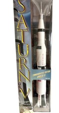 Estes Flying Model Rocket Kit Saturn V 1/200th Scale  EST 2160 Apollo 11