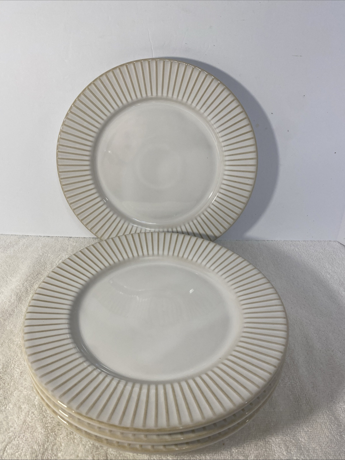 Better Homes & Gardens Modern Farmhouse Stoneware Set Of 4 Dinner Plates 10 1/2