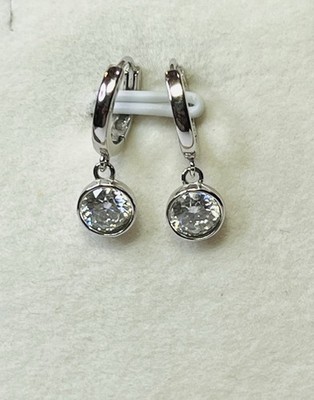 925 Sterlingsilber 1 Karat Zargenfassung Moissanit Creolen Huggies Ohrringe