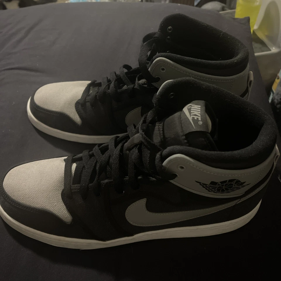 Nike Air Jordan 1/AJKO Sombra/Retro Alto OG Tenis Negro/Blanco/Gris Talla 14 Foto 2 de 4