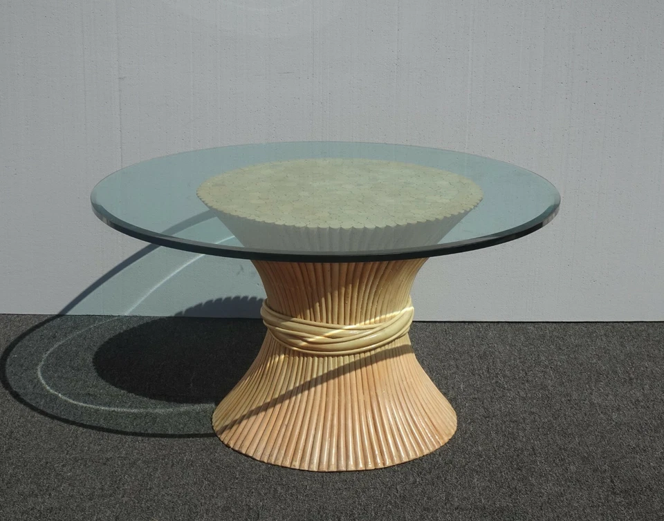 Mesa auxiliar vintage estilo McGuire mediados de siglo moderna bambú trigo gavilla Foto 2 de 4