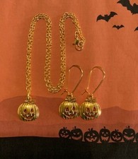 Cute Gold Halloween Pumpkin Necklace  Earring Set