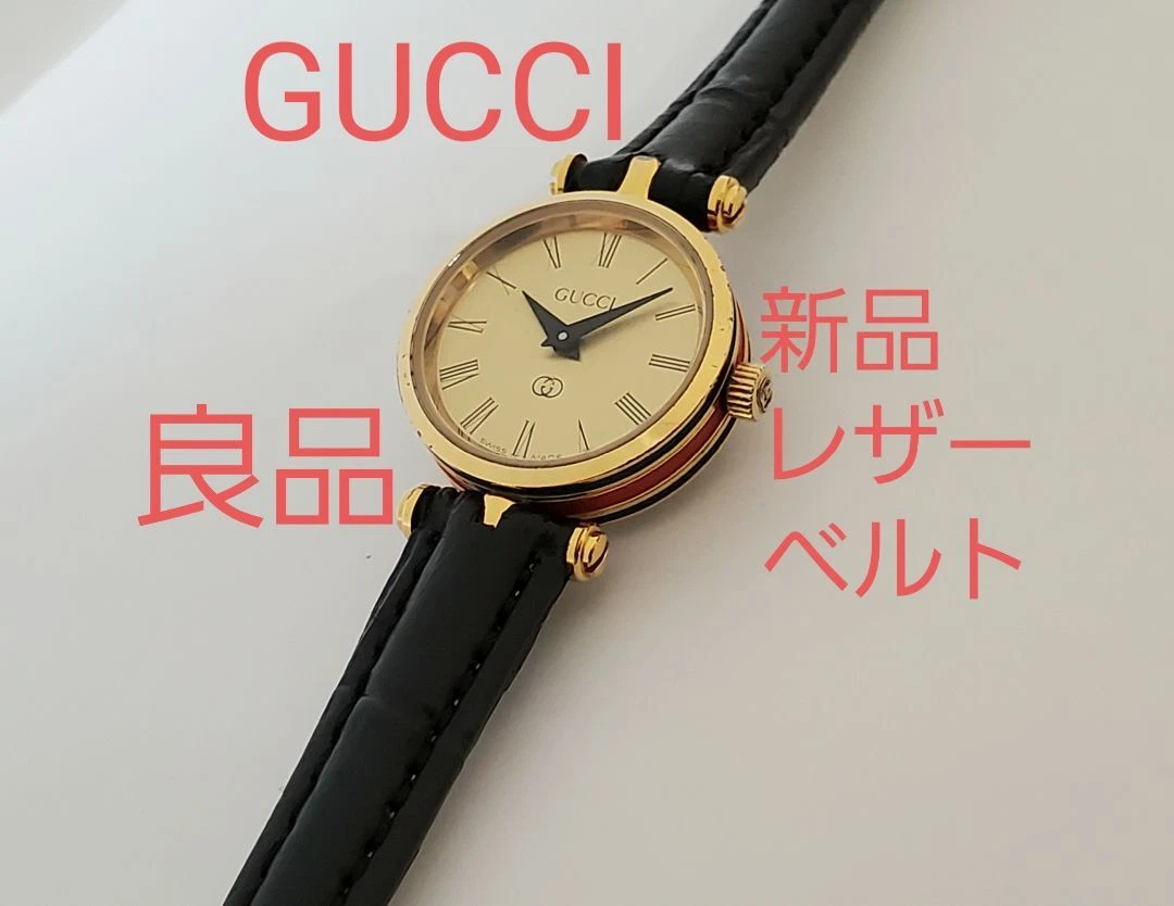 Montre Gucci Sherry Line analogique à quartz pour femme bon état ceinture dorée neuve romaine vintage