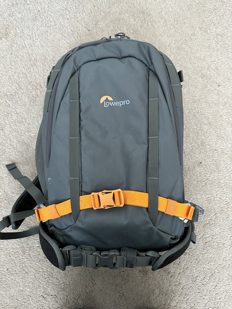 LowePro Whistler Aw350 Camera Bag UK