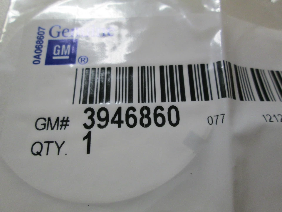 1969-1982 CHEVROLET CAMARO CORVETTE CROSS FLAG VALVE COVER EMBLEM 3946860 - Image 2 of 2