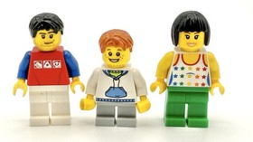 LEGO City: City House (8403) Complete with Minifigures and Instructions, No Box