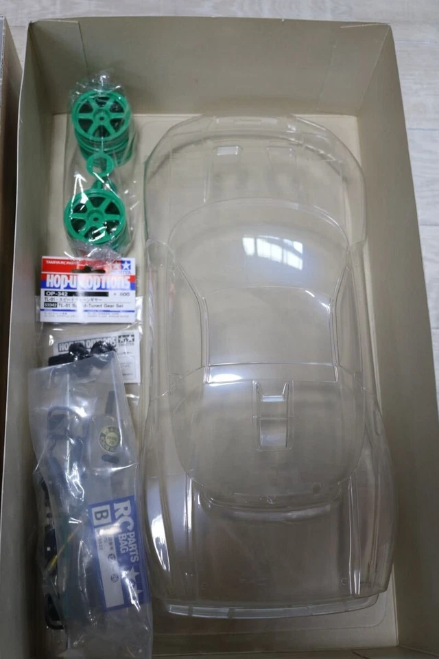 Tamiya 1/10 RC Castrol Mugen NSX TL-01 Chassis 4WD Racing Car Kit Unassembled - Image 3 of 4