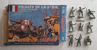 ATLANTIC / 9 SOLDATS FRANCAIS et BOITE ORIGINE / 1 32 éme
