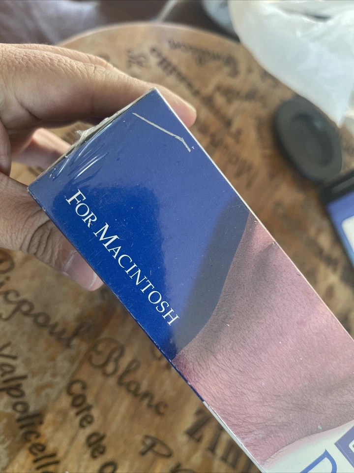 NEW IN BOX: "VINGAGE" CIRQUE GLIDEPOINT DESKTOP- For Macintosh Sealed - Image 2 of 4