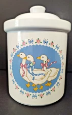 Treasure Craft B&D Ribbon Geese Canister 9"x6" Made in USA
