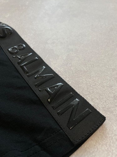 Balmain Paris T-Shirt XL Black Embossed Shoulder Logo - Picture 5 of 19