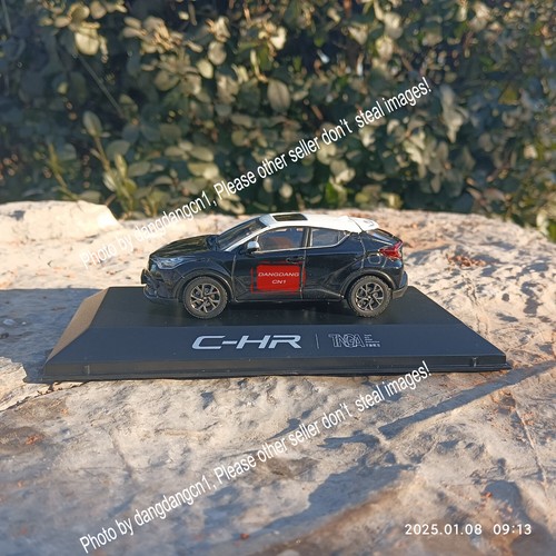 1/43 GAC-TOYOTA C-HR CHR MODEL Black body and white top Diecast Model - Picture 2 of 10