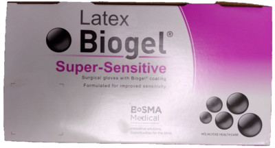Biogel 82585 Super-Sensitive Latex Surgical Gloves - Size 8 1/2 - Exp. 08/2020
