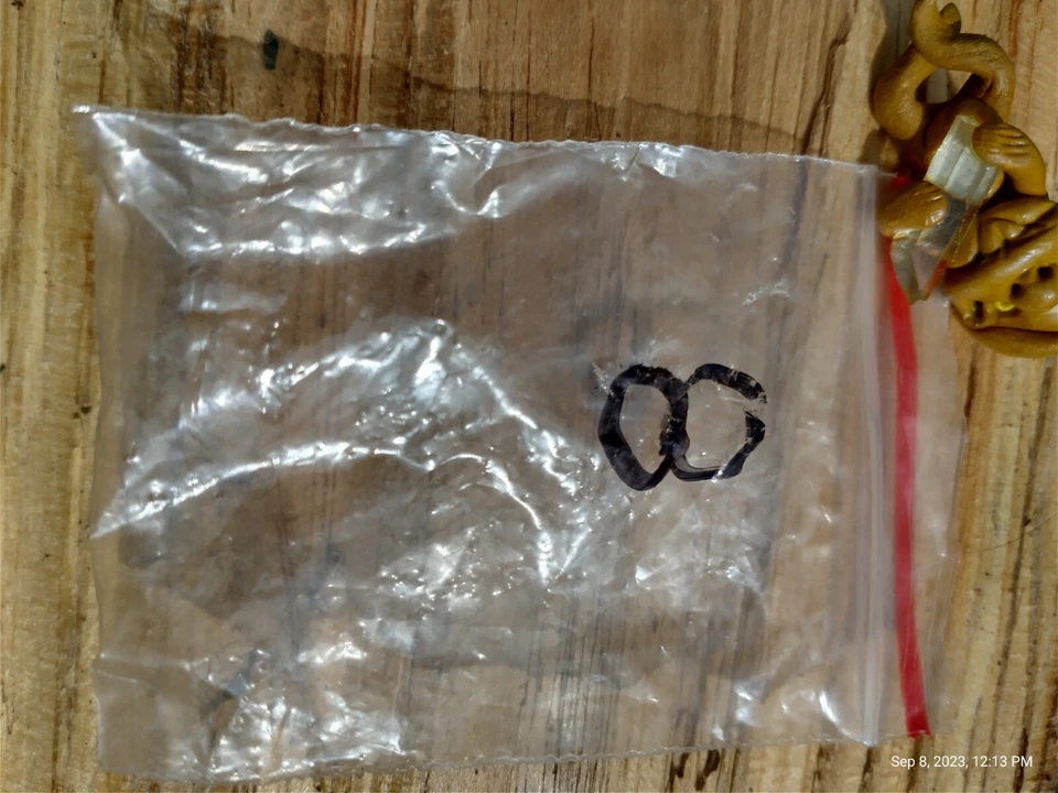 Único Troll Gnomo Elfo de Arcilla con Punta de Cuarzo Natural Cristal Dije Colgante  Foto 4 de 4