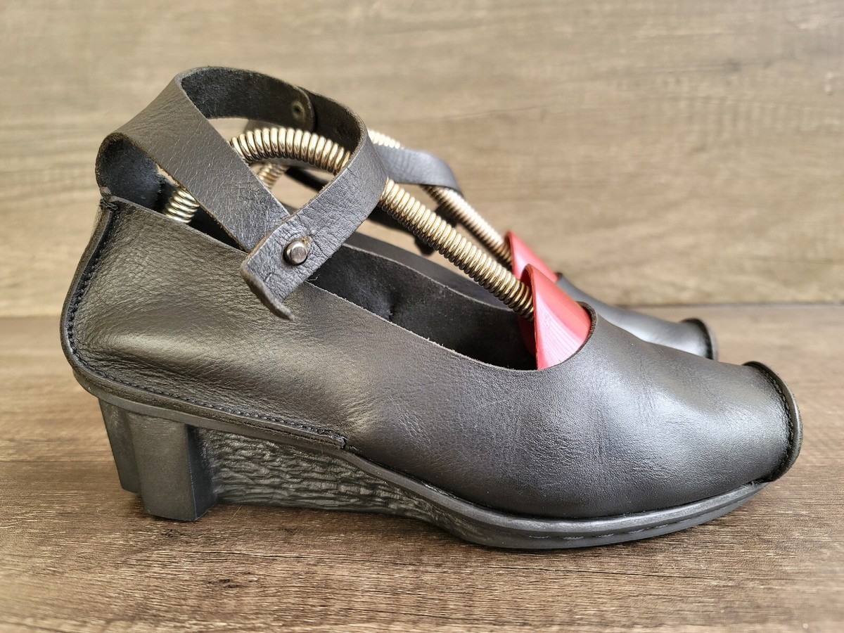 Trippen Mary Jane Medieval Wedge Leather Shoes Women's 37 US Trippen Mary Jane Medieval Wedge Leather Shoes Women's 37 US