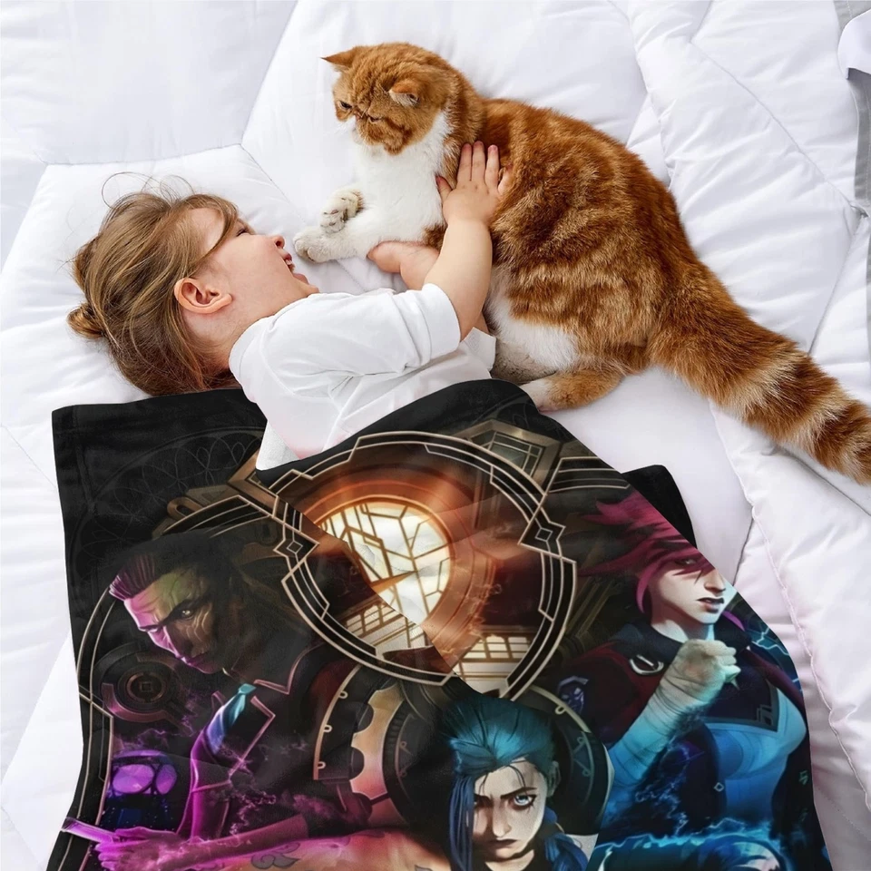 Super Soft Flannel Throw Blanket Arcane for Bed Sofa All Season Gifts - Image 2 of 4