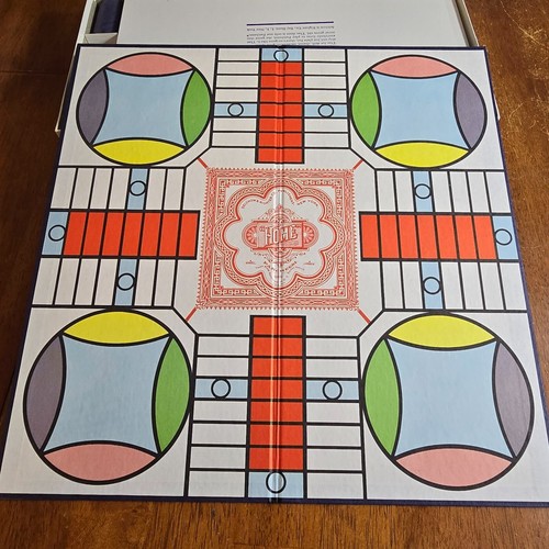 Parcheesi A Backgammon Game Of India 1967 Board Game - Picture 2 of 7