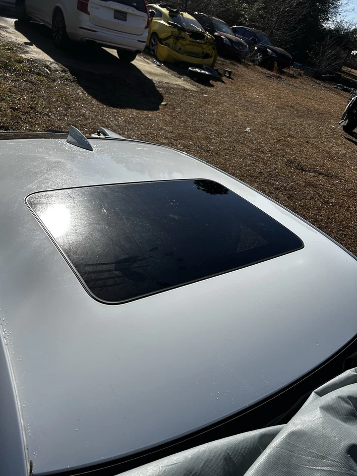 Chevy Camaro SS 2016-2024 montaje de techo corredizo panel de vidrio techo corredizo OEM Foto 4 de 4