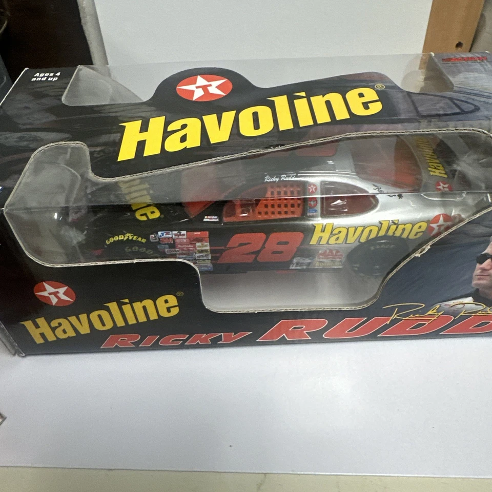Pair Of #28 Ricky Rudd Havoline Racing 1/24 Diecast Action Collectables Promos - Image 3 of 4