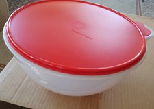 Tupperware LARGE CLEAR FIX-N-MIX 26 CUP RED B...
