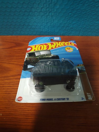 2025 Hot Wheels HW DIRT 7/10 Ford Model A Custom '31 140/250 (Dark Green) 🆕 - Picture 5 of 6