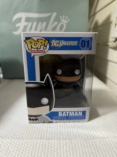 Funko Pop! Heroes DC Universe Batman #01 Blue Logo Large Print RARE w/ Protector