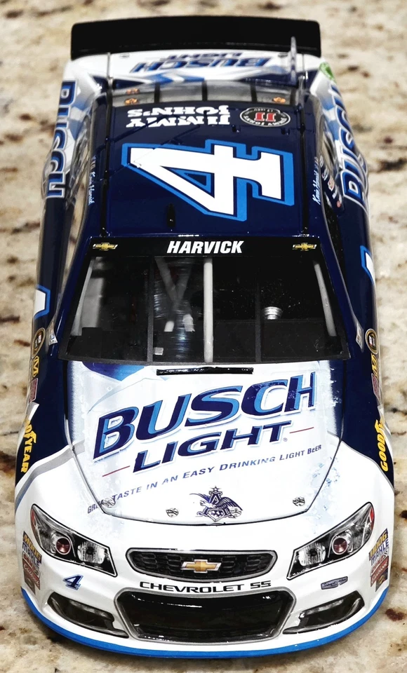 Chevrolet SS 2016 #4 Kevin Harvick Busch Light 1:24 Diecast Action Platinum Foto 4 de 4