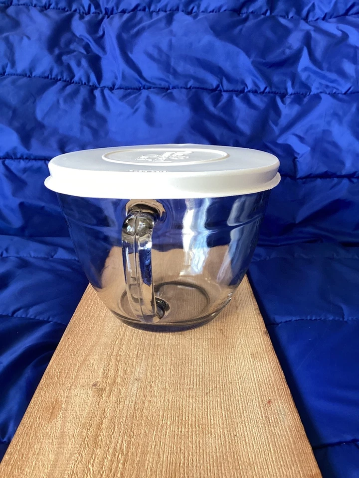 Pampered Chef USA 8 Cups 2 Quarts 2000 ML 2 Litres Glass Measuring Cup with Lid - Image 2 of 4