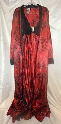 In Bloom by Jonquil Red Satin Floral Robe & Chemise Set Size L/XL