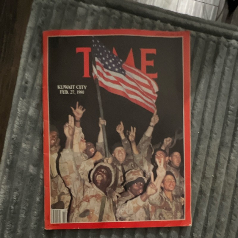 TIME Magazine February 1991 Kuwait City Cover Illustrated English News