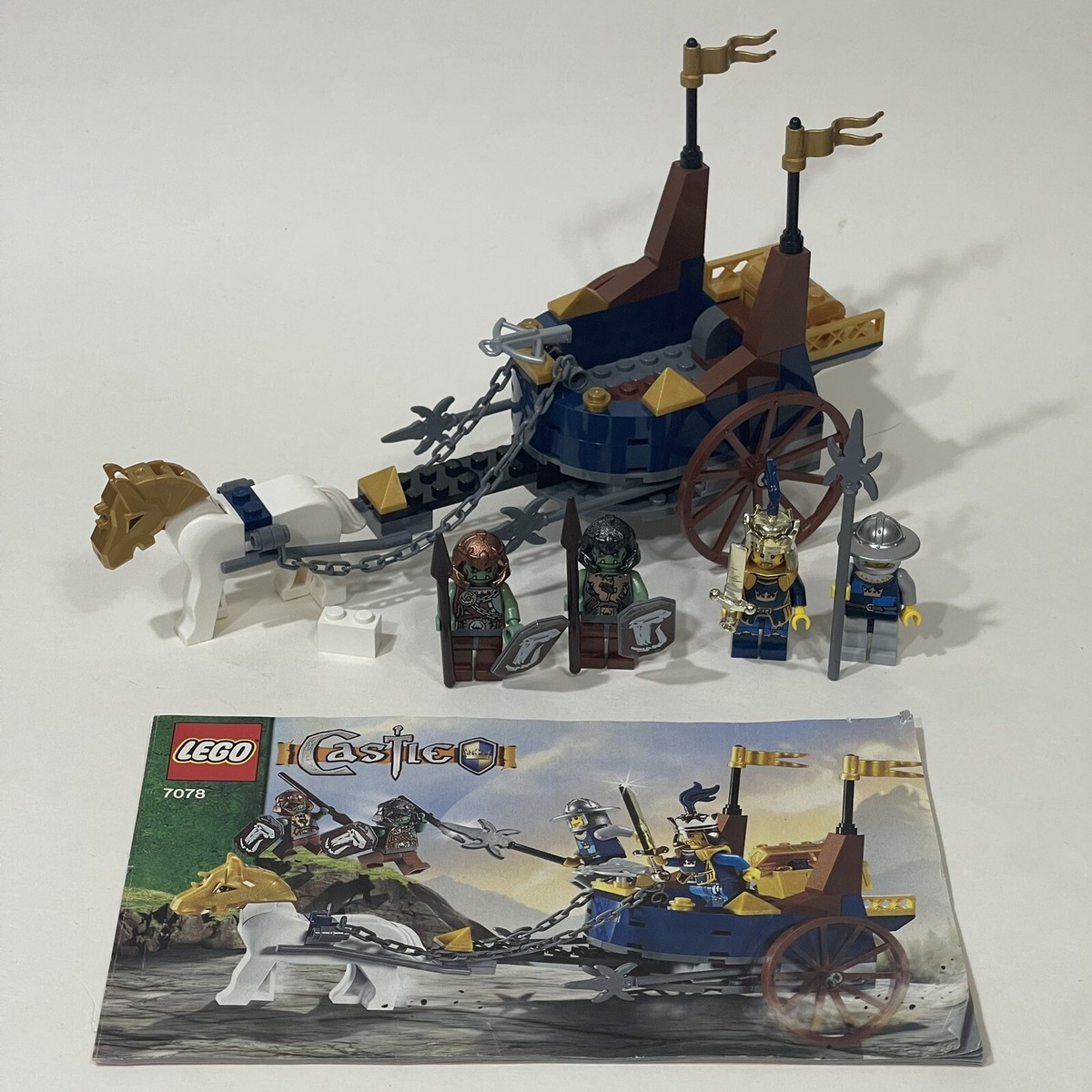 LEGO Castle Fantasy Era: King's Battle Chariot (7078) 100 LEGO Castle Fantasy Era: King's Battle Chariot (7078) 100