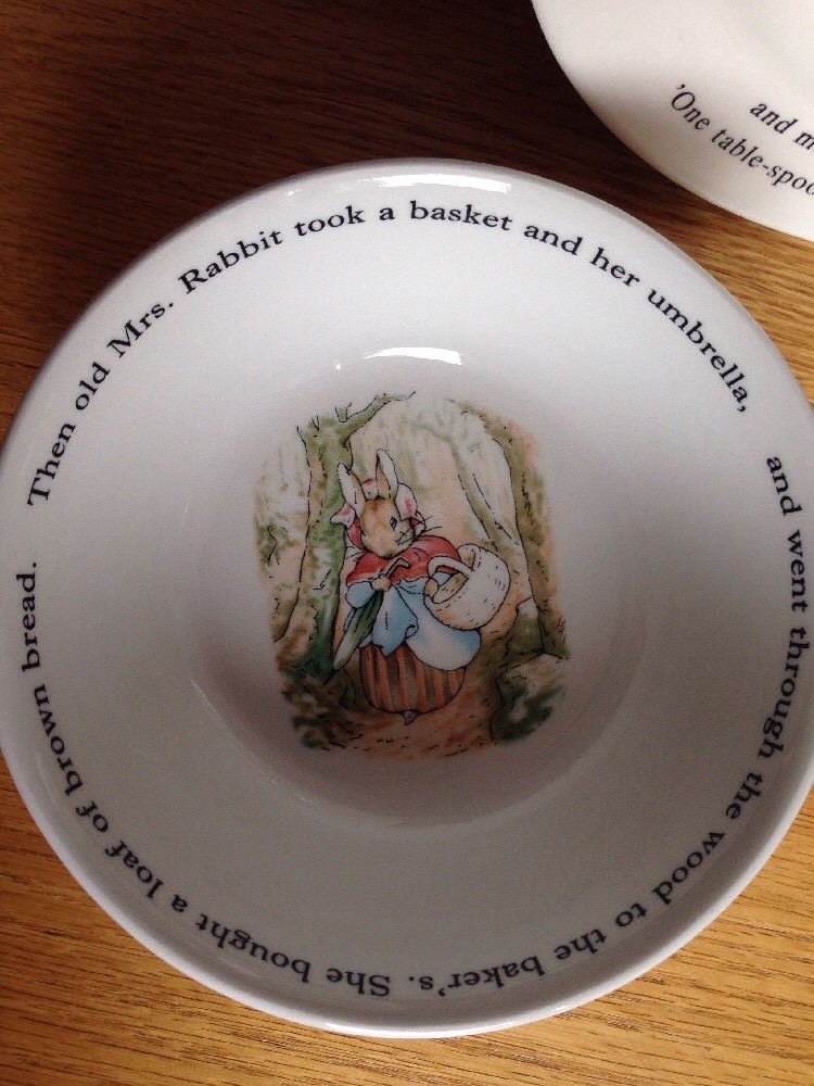 WEDGWOOD BEATRIX POTTER DESIGNS PETER RABBIT CHILD'S PLATE, CEREAL
