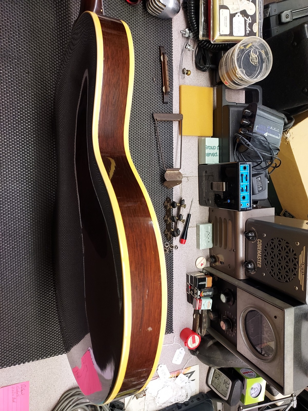 Vintage 1962 Gibson ES-120T Thin Hollowbody Guitar - Picture 17 of 23