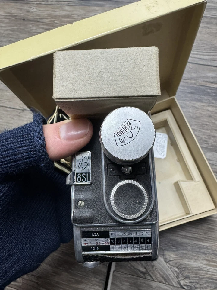 Cámara de película Bolex Paillard B8SL de 8 mm Foto 3 de 4