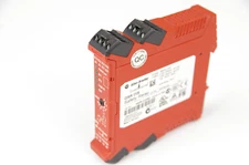 Allen Bradley 440R-D22S2 GSR DIS Safety Relay Module