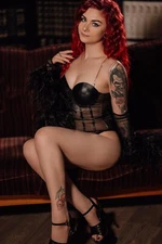 Redhead Curvy Model Photo Risque 4x6 Art Print A19182