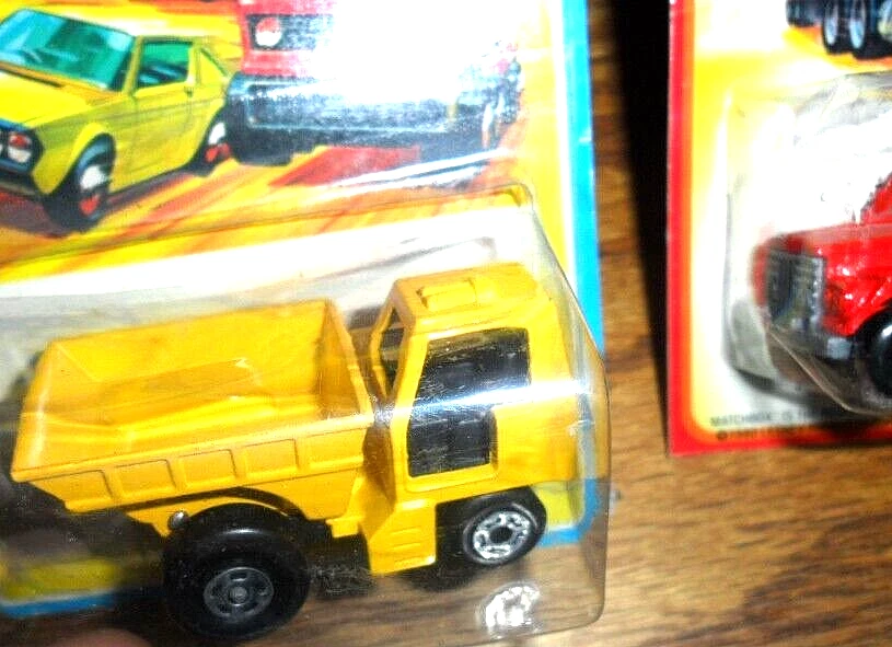 2 LOT Lesney Matchbox Superfast #26 YELLOW SITE DUMPER & #19 CEMENT TRUCK - Image 3 of 4