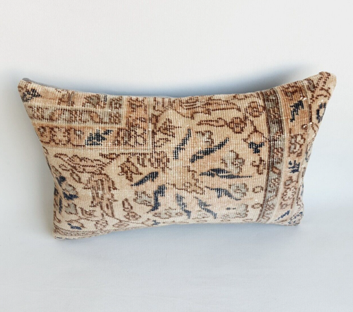 Vintage Decorative Rug Pillow Cover , Handknotted Carpet Cushion Cover 16x24 - Picture 2 of 9