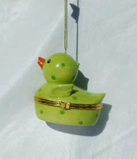 NEW ROMAN "BABY'S FIRST CHRISTMAS" PORCELAIN GREEN DUCK TRINKET BOX ORNAMENT