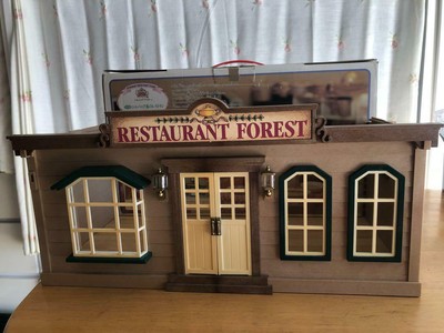 restaurant sylvanian family