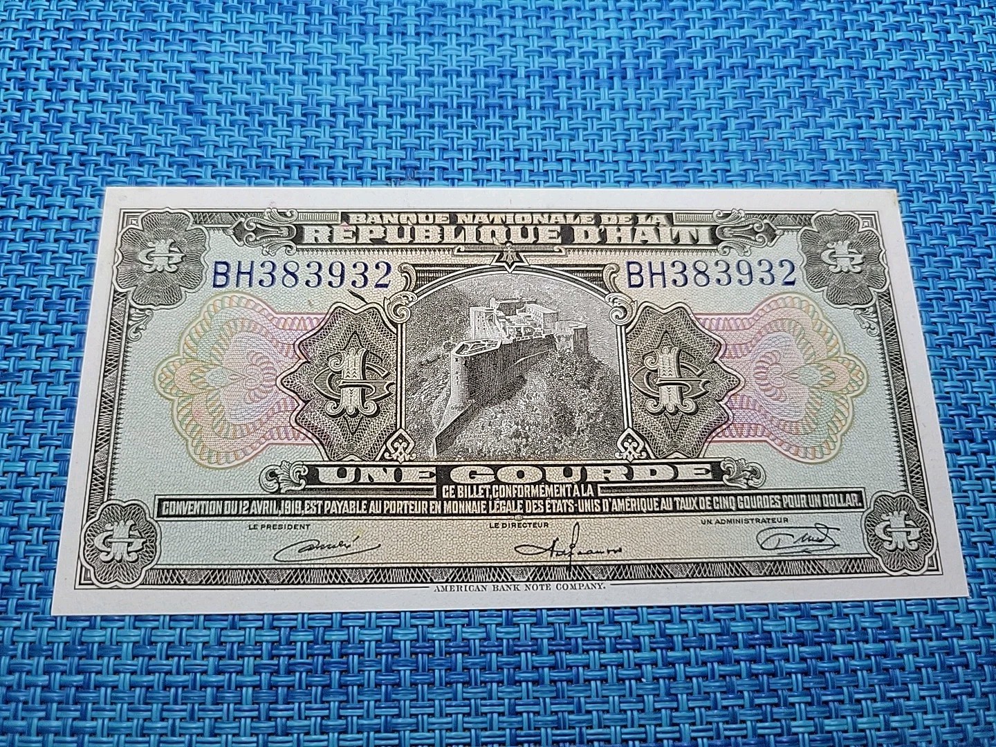 Picture 1 of 2