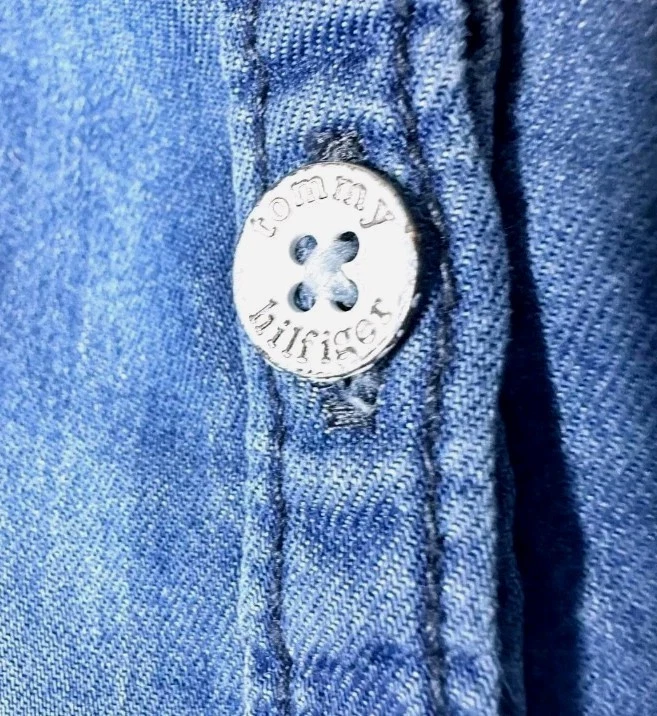 Linda Camisa Denim TOMMY HILFIGER Vintage Niñas L Abotonada Abajo Puños en Contraste  Foto 3 de 4