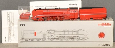 Märklin 37082 Stromlinien-Dampflok  BR 10  rot  DB Sound / digital  *NEU* OVP H0