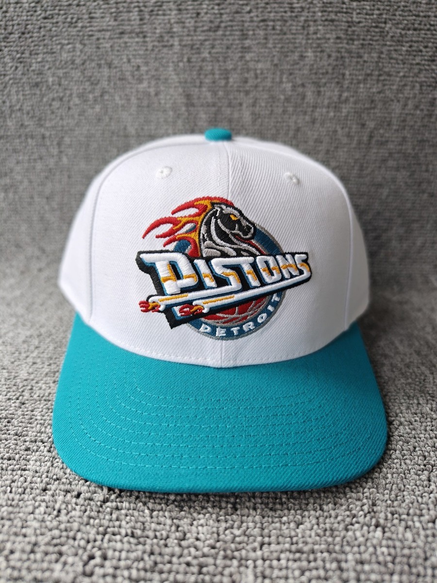 Mitchell & Ness Detroit Pistons Flaming Horse Spell Out White Teal Snapback Hat