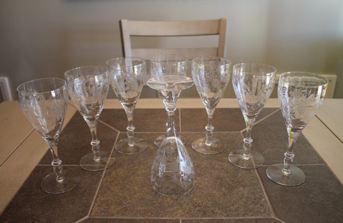 Antique Crystal Etched Stemmed Wine Glasses Set of 8 Floral Design 7.75" Tall - Picture 2 of 14