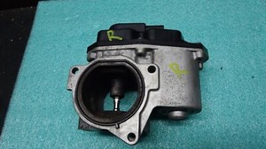 Audi A4 ( 8K2 ) 2.0 TDI AGR Ventil 03L131501 F