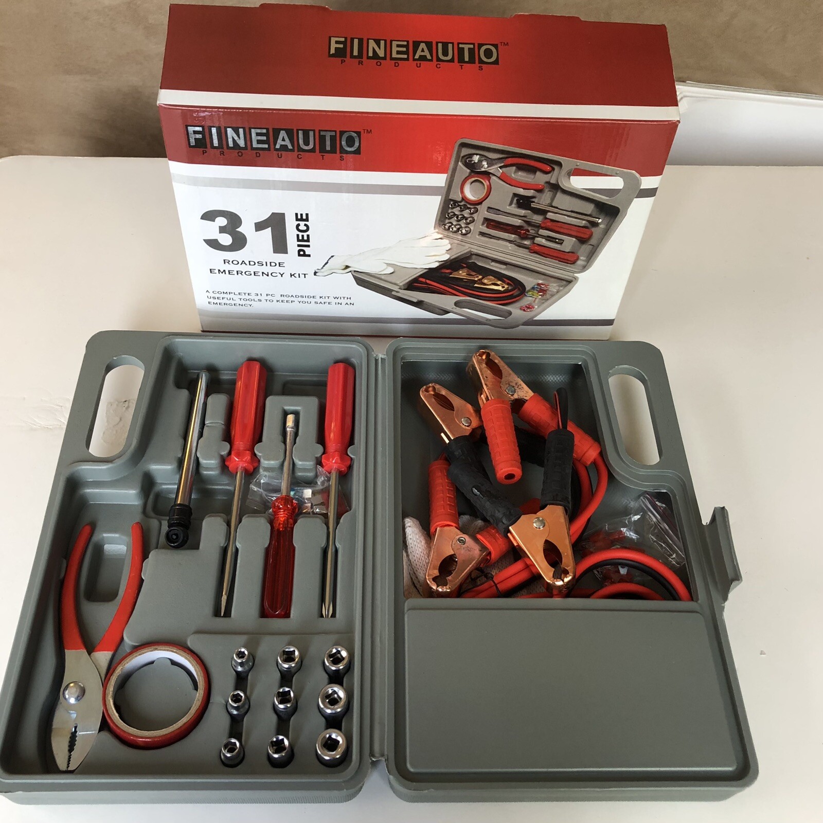 Auto Emergency Kit Set Roadside Car Tool Vehicle Safety Kit Jumper 31 Piece NEW