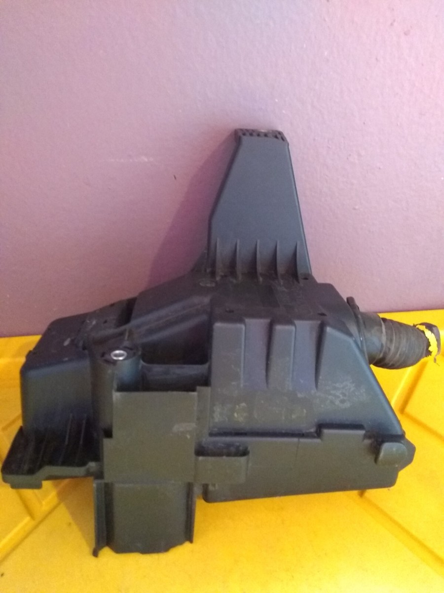 2005-2014 Volvo XC90 Fuse Box Relay #30728132